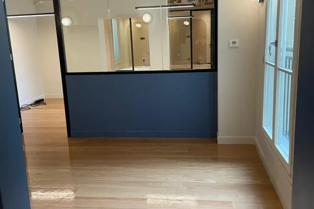 Espace indépendant - 75009 - 18 postes - 11700€