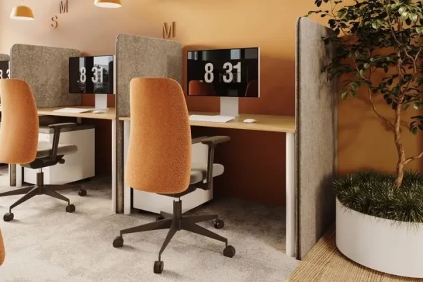 Open Space - 39600 - 6 postes - 24€