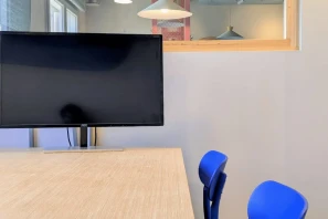 Open Space - 40230 - 5 postes - 150€