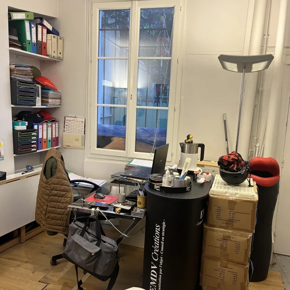 Open Space  1 poste Coworking Rue Louise Michel Levallois-Perret 92300 - photo 1