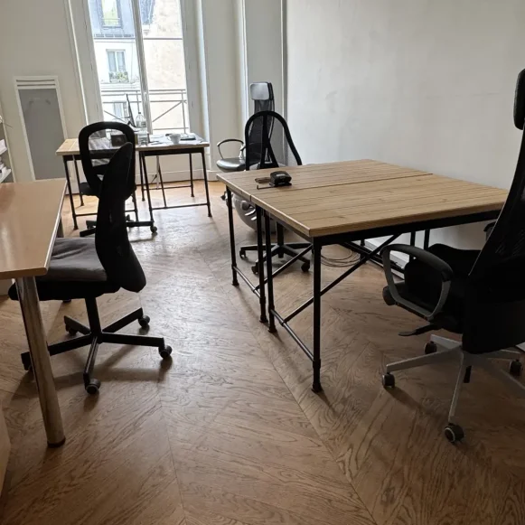 Bureau privé 27 m² 5 postes Location bureau Rue René Boulanger Paris 75010 - photo 2