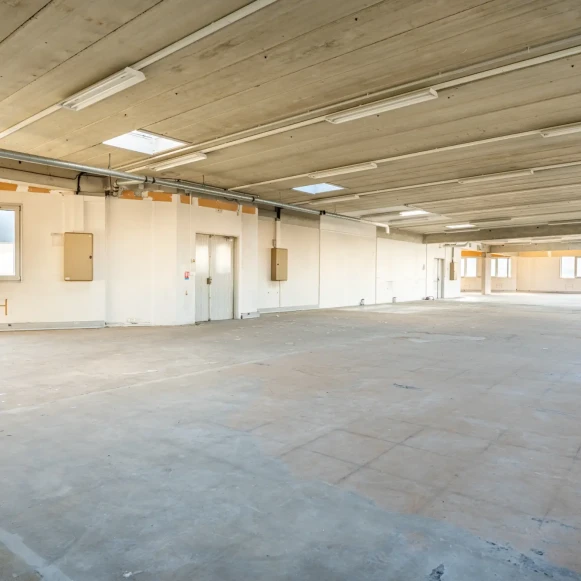 Espace indépendant 648 m² 90 postes Coworking Rue d'Aubervilliers Paris 75018 - photo 6