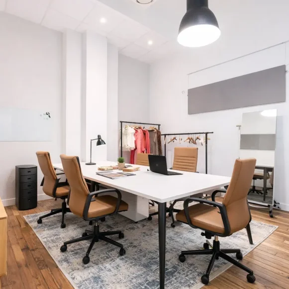 Bureau privé 25 m² 5 postes Coworking Rue Martel Paris 75010 - photo 10