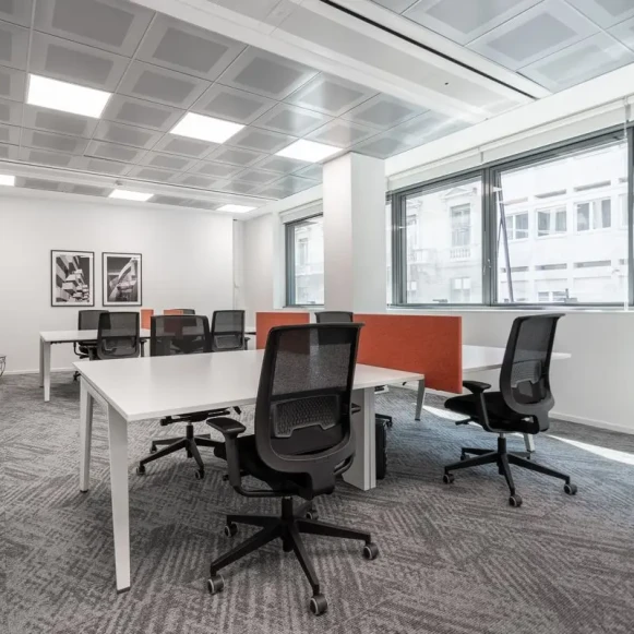 Bureau privé 4 m² 1 poste Coworking Avenue François Pignier Bourg-en-Bresse 01000 - photo 1