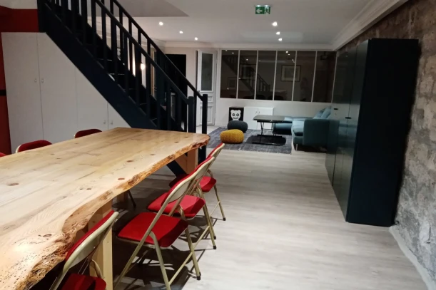 Open Space - 75012 - 10 postes - 300€