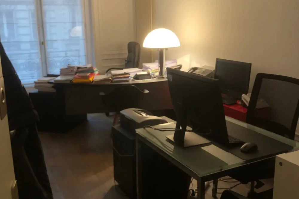 Bureau privé - 75016 - 2 postes - 1450€