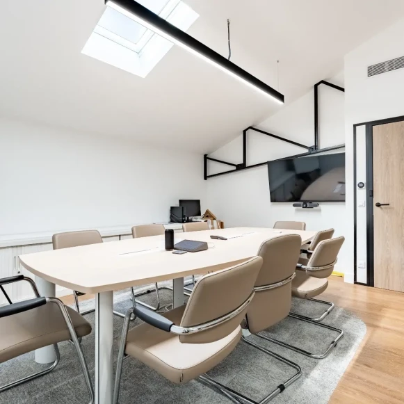 Bureau privé 36 m² 9 postes Coworking Avenue de Paris Vincennes 94300 - photo 1