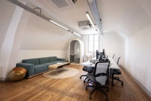 Open Space - 33200 - 110 postes - 375€