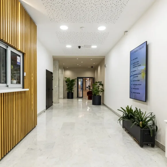 Espace indépendant 421 m² 50 postes Location bureau Rue Saint-Fiacre Paris 75002 - photo 13