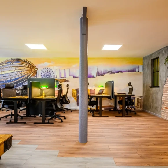 Open Space  7 postes Coworking Rue Georges Clemenceau Montbéliard 25200 - photo 6