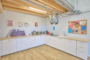 Open Space - 67000 - 1 poste - 250€