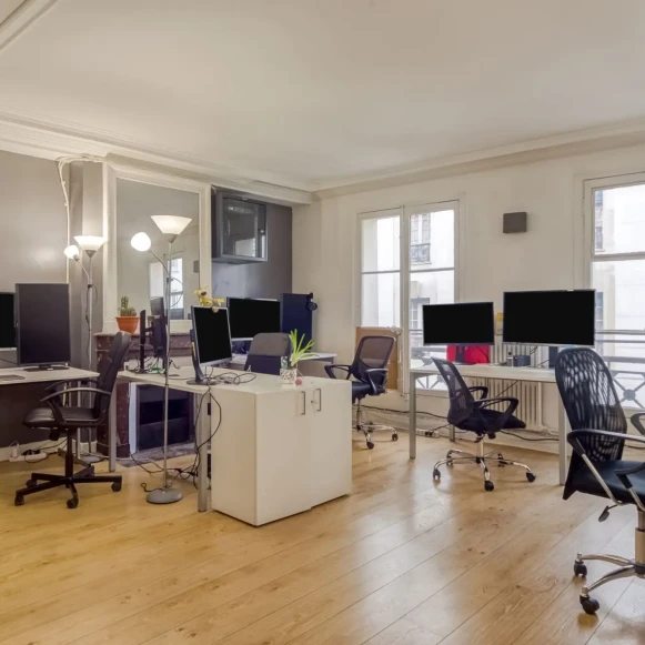 Espace indépendant 170 m² 30 postes Location bureau Rue d'Aboukir Paris 75002 - photo 7