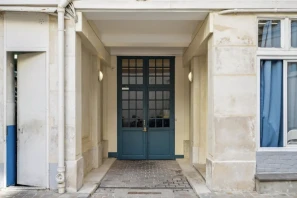 Espace indépendant - 75011 - 16 postes - 8800€