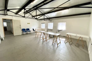 Espace indépendant - 93100 - 50 postes - 2990€