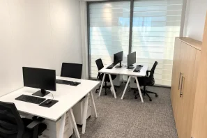 Open Space - 92800 - 18 postes - 7729€