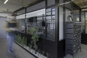 Bureau privé - 69007 - 2 postes - 1090€