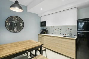Espace indépendant - 75009 - 16 postes - 10350€