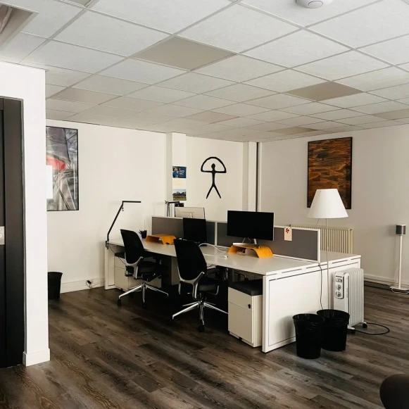 Bureau privé 90 m² 10 postes Location bureau Rue du Commandant Pilot Neuilly-sur-Seine 92200 - photo 3