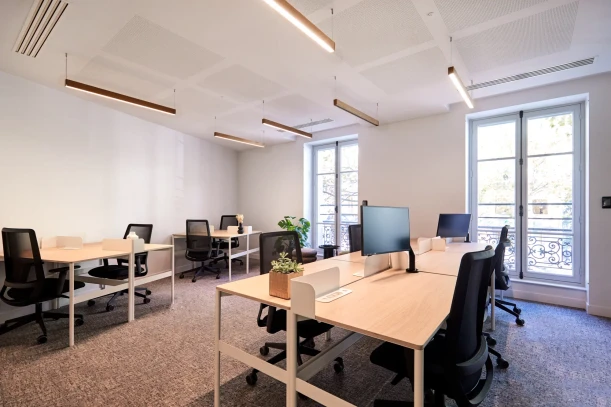 Bureau privé - 75017 - 7 postes - 4060€