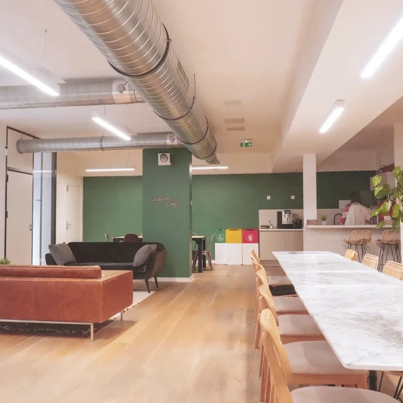 Open Space  8 postes Location bureau Rue du Faubourg Montmartre Paris 75009 - photo 3