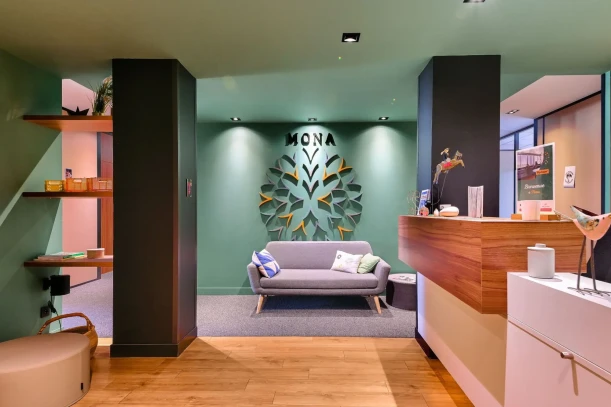 Bureau privé - 69003 - 4 postes - 1265€