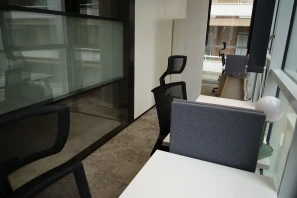 Bureau privé - 54000 - 3 postes - 1150€