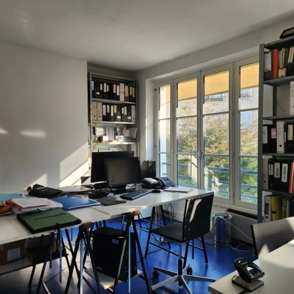 Open Space  3 postes Location bureau Passage de la Main d'Or Paris 75011 - photo 3