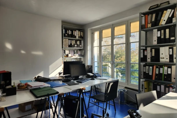 Open Space - 75011 - 3 postes - 400€