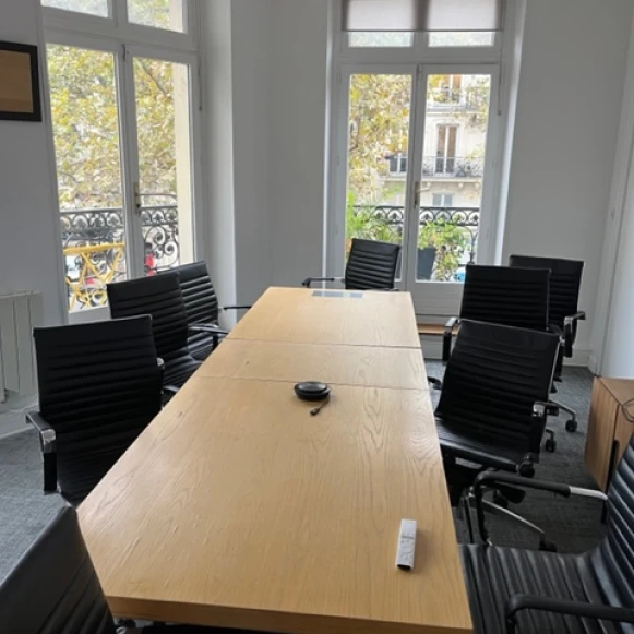 Open Space  4 postes Location bureau Boulevard de Sébastopol Paris 75002 - photo 1