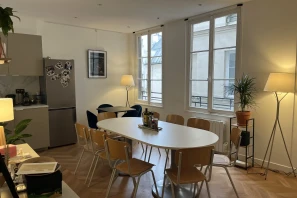 Espace indépendant - 75002 - 25 postes - 12500€