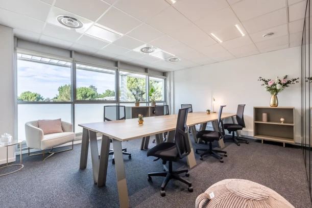 Bureau privé - 44300 - 6 postes - 1446€