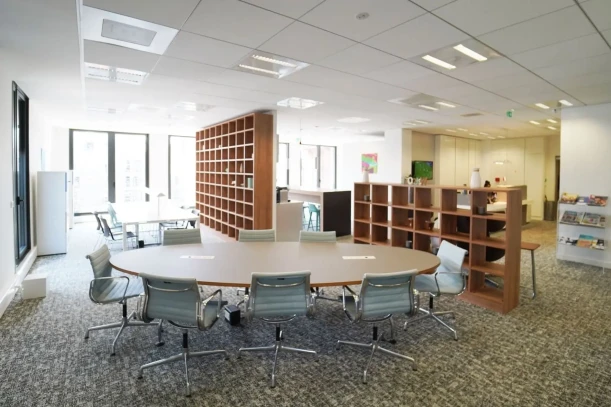 Regus - Montevrain, Gare Val d'Europe