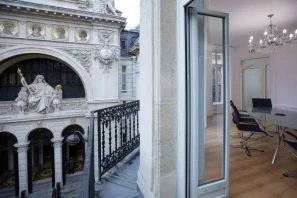 Bureau privé - 75009 - 5 postes - 2500€