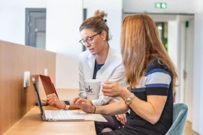 Bureau privé - 06200 - 8 postes - 2680€