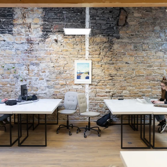 Bureau privé 80 m² 12 postes Location bureau Place Dumas de Loire Lyon 69009 - photo 1