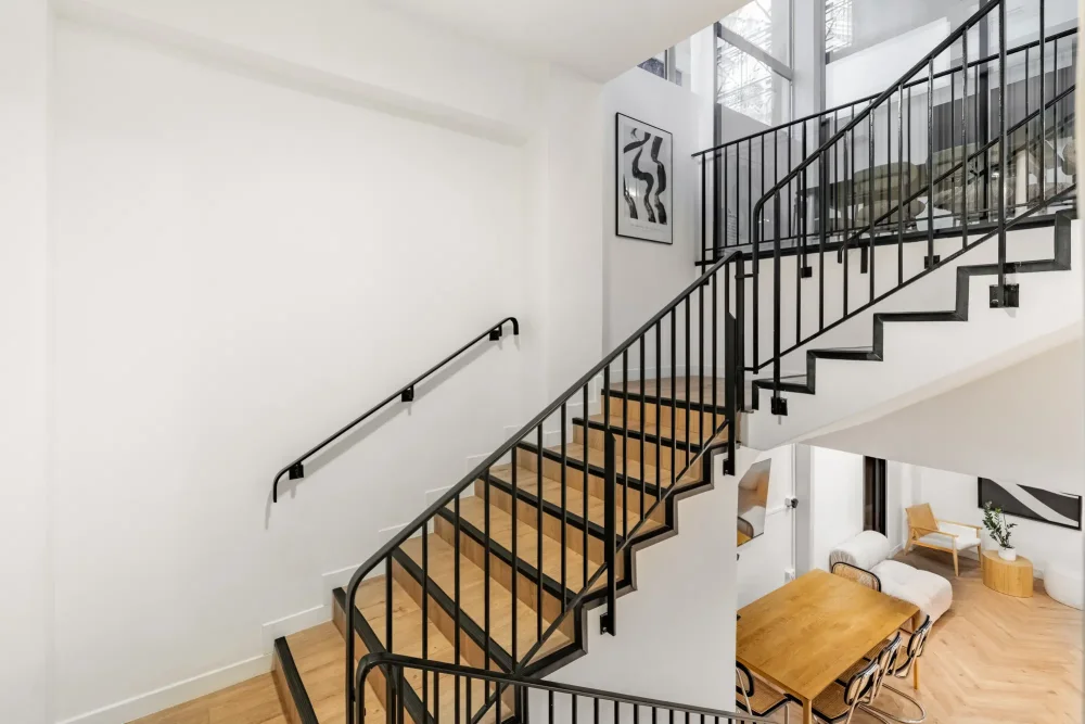 Espace indépendant - 75009 - 24 postes - 13500€