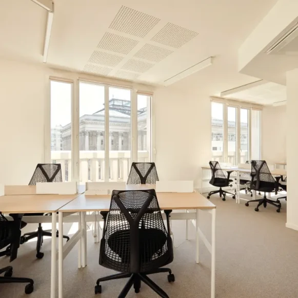 Bureau privé 16 m² 4 postes Location bureau Rue Duret Paris 75016 - photo 4