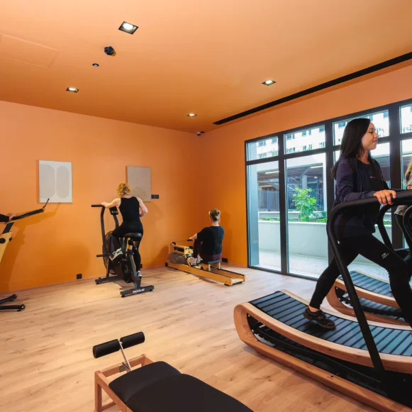 Open Space  12 postes Location bureau Rue Stephenson Montigny-le-Bretonneux 78180 - photo 8