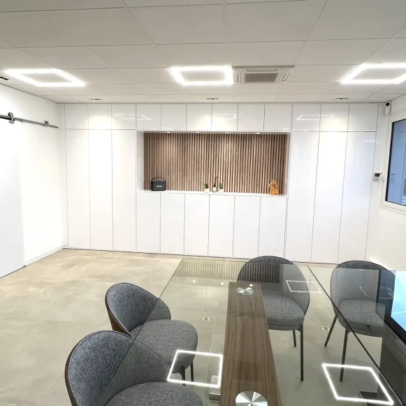 Espace indépendant 100 m² 10 postes Location bureau Rue de la Pyramide Boulogne-Billancourt 92100 - photo 1