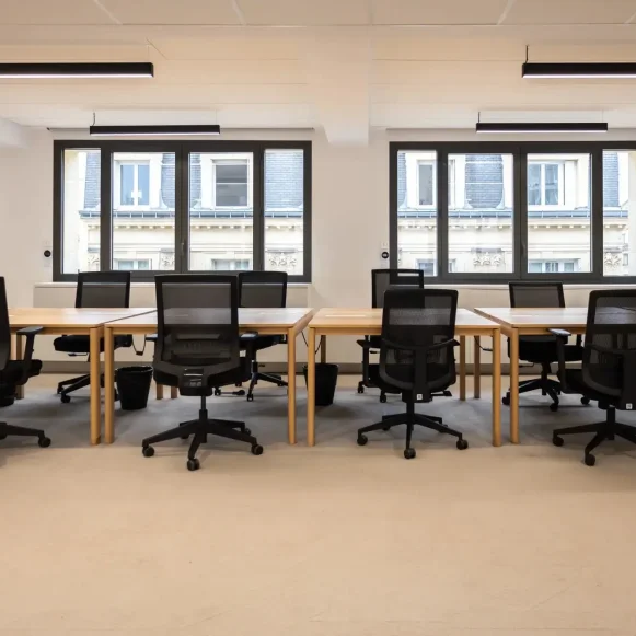 Espace indépendant 208 m² 26 postes Location bureau Rue Jadin Paris 75017 - photo 1