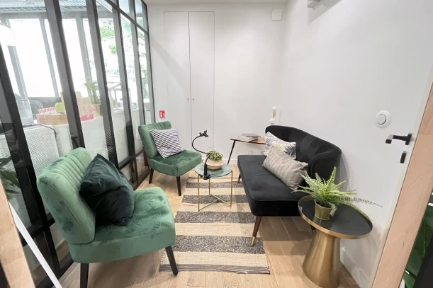 Espace indépendant - 94300 - 7 postes - 1990€