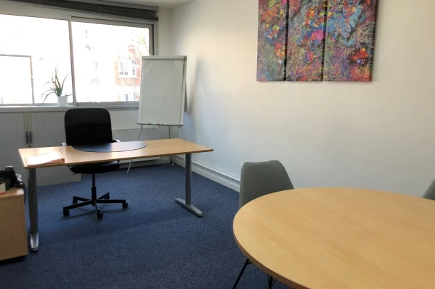 Bureau privé - 92500 - 2 postes - 790€
