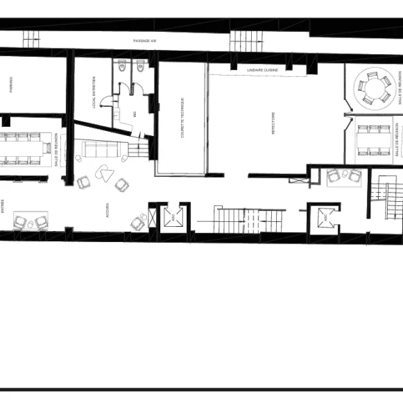 Espace indépendant 800 m² 130 postes Location bureau Rue Chateaubriand Paris 75008 - photo 2