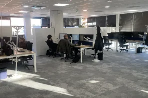 Bureau privé - 69800 - 55 postes - 13750€