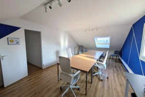 Bureau privé - 44980 - 8 postes - 690€