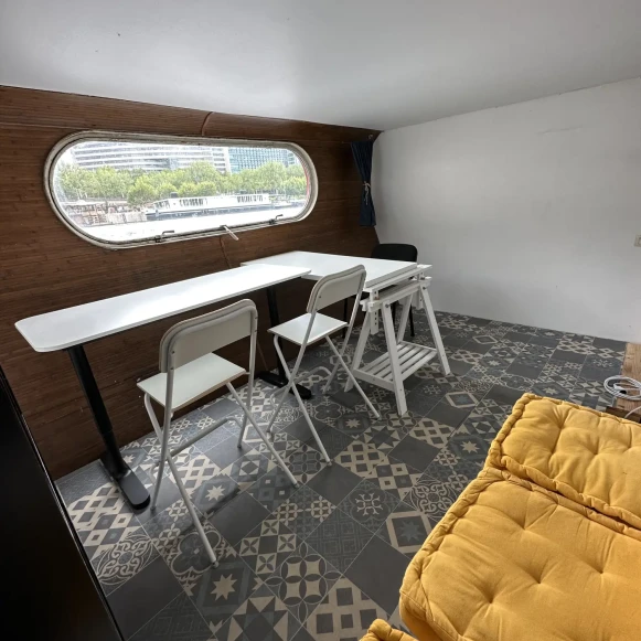 Bureau privé 12 m² 3 postes Coworking Quai d'Austerlitz Paris 75013 - photo 2