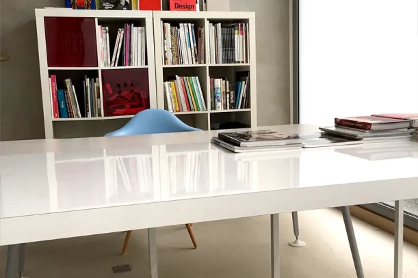 Espace indépendant - 75011 - 3 postes - 900€
