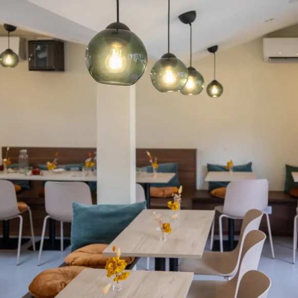 Bureau privé 16 m² 6 postes Coworking Rue Turenne Bordeaux 33000 - photo 12