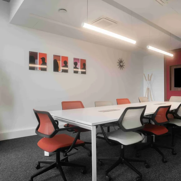 Bureau privé 1 500 m² 77 postes Location bureau Rue Claude Chappe Cesson-Sévigné 35510 - photo 3