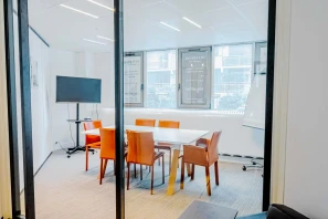 Bureau privé - 92200 - 8 postes - 4000€